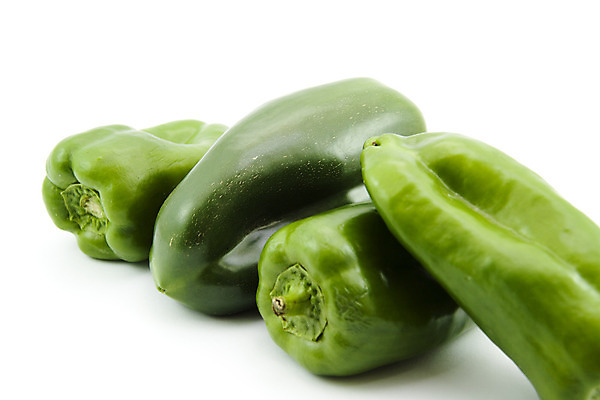 포토 JPG 해외이미지 음식 채소 파프리카 사람없음 초록색 식사 수확 껍질 신선 먹기 향신료 흰배경 서식 날것 꼬투리 해외202004 해외포토 컬러 백그라운드 농업 모션 흰색 향미료 파일형식 이미지허브