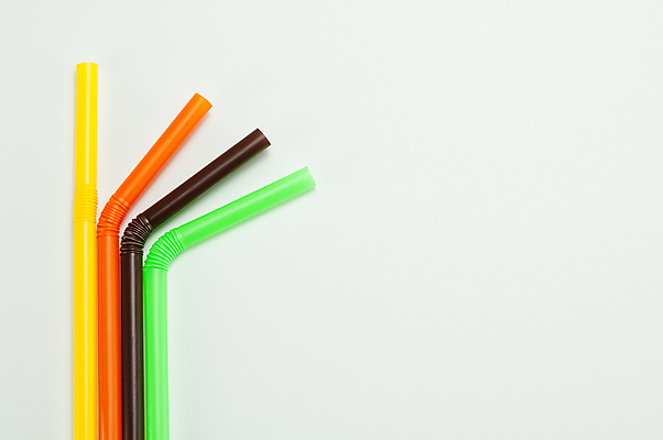 포토 JPG 해외이미지 음료 선 음식 오렌지 숙이기 사람없음 초록색 컬러풀 갈색 노란색 주스 칵테일 바 플라스틱 유연 오브젝트 튜브 밀짚 강렬 고립 해외202004 해외포토 컬러 포즈 과일 재질 주류 짚 파일형식 이미지허브