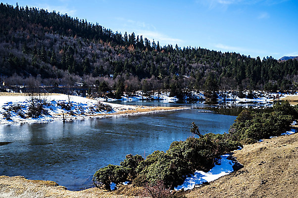 포토 JPG 해외이미지 아시아 호수 여행 풍경 사람없음 물 관광지 중국 고요 내추럴 해외202004 해외포토 자연요소 나라 파일형식 이미지허브