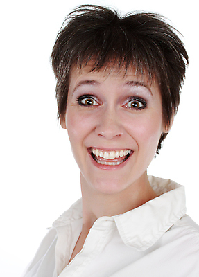 포토 JPG 해외이미지 백인 40대 중년 짧은머리 갈색머리 한명 흰색 표현 중앙 자르기 고립 해외202004 해외포토 서양인 1 헤어스타일 컬러 모션 사람 성인 파일형식 이미지허브