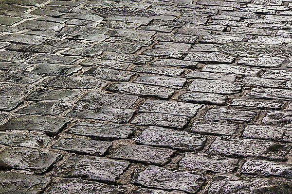 포토 JPG 해외이미지 외관 도로 길 백그라운드 패턴 건축양식 표면 추상 거리 사람없음 야외 조약돌 도시 역사 보행로 묘사 질감 에콰도르 식민지 옛날 불규칙 해외202004 해외포토 건축 컨셉 무늬 교통시설 돌_바위 남아메리카 파일형식 이미지허브