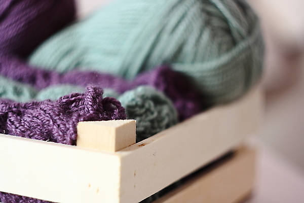 포토 JPG 해외이미지 디자인 백그라운드 패턴 공 탁자 취미 사람없음 목재 컬러풀 유행 수확 흰색 직물 면 뜨개질 실 바느질 질감 복고 섬유 내추럴 양모 알파카 핸드메이드 해외202004 해외포토 나무 동물 컬러 가구 무늬 농업 재료 파일형식 이미지허브