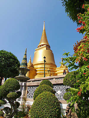 포토 JPG 해외이미지 전통 아시아 종교 문화 여행 불교 건축양식 태국 하늘 미술 서기 동양인 사람없음 건물 장식 초록색 여름 파란색 컬러풀 조각상 여행객 탑 궁전 사찰 화려 역사 황금 고급 심볼 방콕 에메랄드 웅장함 해외202004 해외포토 건축물 계절 건축 나라 컬러 컨셉 고건축 종교건축 모션 문화예술 사람 인종 조형물 보석 파일형식 이미지허브