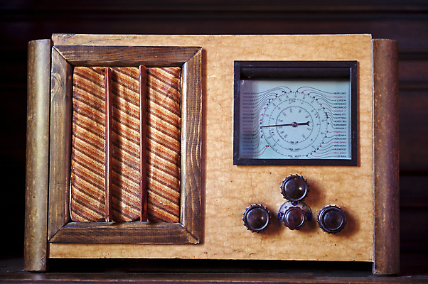 포토 JPG 해외이미지 음악 사람없음 역사 뉴스 볼륨 라디오 옛날 채널 해외202004 해외포토 문화예술 전자제품 파일형식 이미지허브