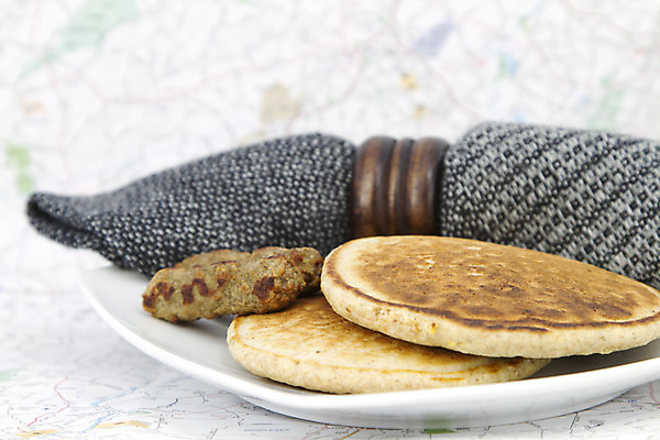 포토 JPG 해외이미지 음식 여행 지도 다이어트 비즈니스 건강 육류 사람없음 에너지 소시지 아침식사 시작 냅킨 팬케이크 해외202004 해외포토 식재료 케이크 식사 가공식품 파일형식 이미지허브