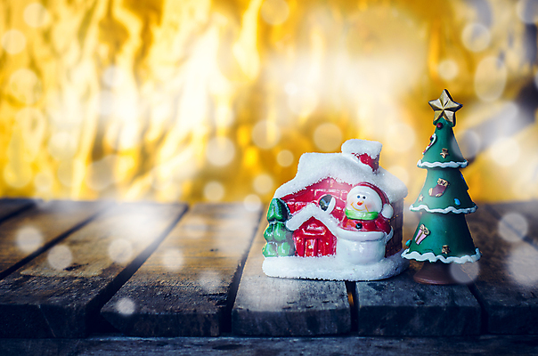 포토 JPG 해외이미지 나무 전통 디자인 계절 백그라운드 컨셉 크리스마스 겨울 눈사람 휴가 새로움 주택 실내 선물 사람없음 장식 빨간색 초록색 빛 상자 파티 축제 방 축하 12월 연도 벽난로 리빙 해외202004 해외포토 식물 기념일 컬러 이벤트 내부 건물 날짜 파일형식 이미지허브