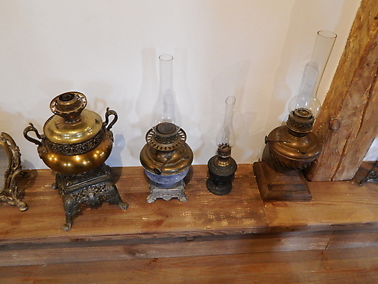 포토 JPG 해외이미지 전통 접시 음료 벽 백그라운드 패턴 유리 사람없음 쌓기 금속 골동품 아침식사 설탕 통나무 기념품 팬케이크 철강 핸드메이드 스타일 해외202004 해외포토 나무 식기 무늬 모션 재질 케이크 식사 오브젝트 파일형식 이미지허브