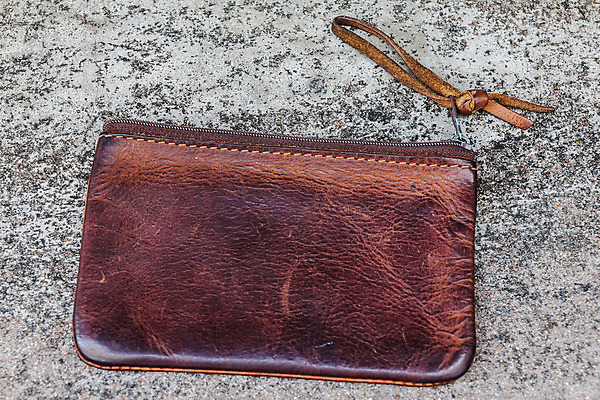 포토 JPG 해외이미지 백그라운드 돈 비즈니스 사람없음 금융 갈색 검은색 지갑 가죽 오브젝트 질감 옛날 해외202004 해외포토 컬러 경제 재산 파일형식 이미지허브