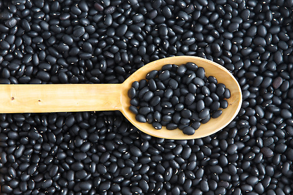 포토 JPG 해외이미지 식물 음식 백그라운드 농업 다이어트 채소 재료 표면 콩 건조 건강 요리 씨앗 사람없음 목재 농작물 주방 숟가락 검은색 기구 맥박 질감 날것 머리위 단백질 생식 채식주의자 비건 해외202004 해외포토 나무 산업 컬러 의학 곡류 수저 채식 영양소 파일형식 이미지허브