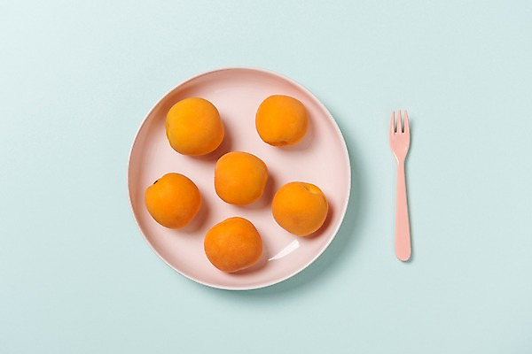 포토 JPG 접시 포크 사람없음 하이앵글 여러개 살구 플랫레이 국내포토 식기 뷰포인트 다수 과일 플랫 파일형식