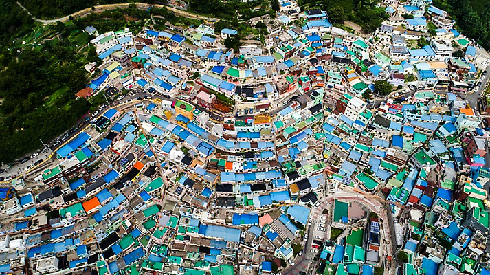 포토 JPG 주간 사진 지붕 주택 한국 풍경 사람없음 야외 하이앵글 컬러풀 마을 부산 홈 항공촬영 오색 감천문화마을 알록달록 국내포토 자연요소 아시아 뷰포인트 컬러 건물 파일형식
