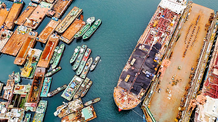 포토 JPG 주간 사진 한국 풍경 사람없음 야외 하이앵글 항구 부산 항공촬영 부산항 선박 국내포토 자연요소 아시아 뷰포인트 수상교통 교통시설 파일형식