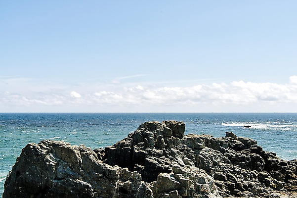 포토 JPG 주간 바다 사진 한국 풍경 사람없음 야외 맑음 바위 부산 오륙도 국내포토 자연요소 아시아 섬 날씨 돌_바위 파일형식