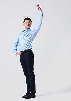 포토 JPG 스튜디오촬영 전신 응시 남자 허리손 포즈 실내 한명 성인 옆모습 30대 한국인 춤 발레 춤동작 성인남자한명만 국내포토 1 시선 뷰포인트 문화예술 사람 동양인 내부 장년 남자한명만 성인남자만 파일형식 인종 남자만 성인만