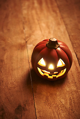 포토 JPG 스튜디오촬영 조명 실내 사람없음 빛 할로윈 잭오랜턴 나무배경 국내포토 백그라운드 내부 파일형식