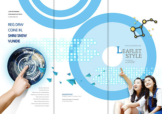 PSD 템플릿 편집 학생 표지디자인 북디자인 손 출판디자인 여자 교육 표지 지구 리플렛 과학 북커버 3단접지 청소년 한손 웃음 팜플렛 신체부위 세명 친구 한국인 가리킴 종이비행기 청소년교육 이미지템플릿 관계 표정 사람 동양인 손짓 종이접기 파일형식