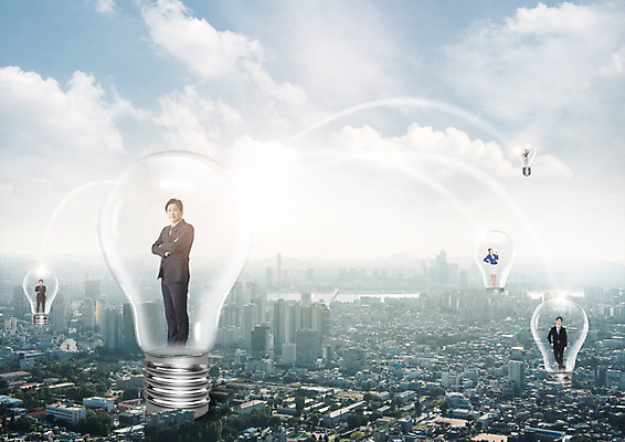 전신 PSD 구름 편집이미지 여자 남자 40대 비즈니스 전구 하늘 서기 빌딩 여러명 20대 성인 팔짱 한국인 도시 비즈니스맨 비즈니스우먼 이미지편집 자연요소 중년 다수 모션 사람 동양인 청년 건물 직장인 파일형식