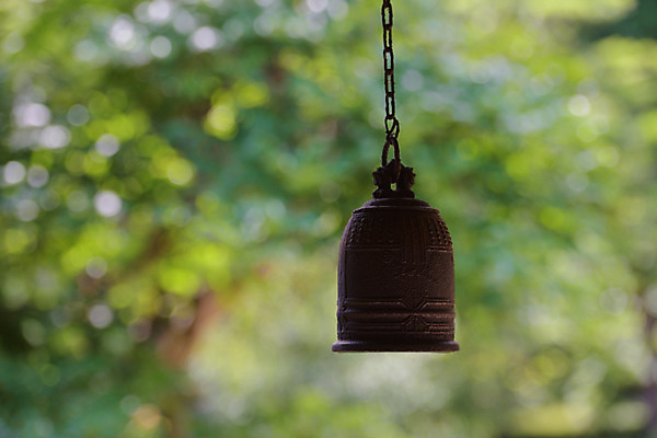 포토 JPG 주간 사람없음 야외 아웃포커스 일본 종 오브젝트 일본전통 경쇠 국내포토 자연요소 전통 아시아 촬영기법 불교용품 파일형식