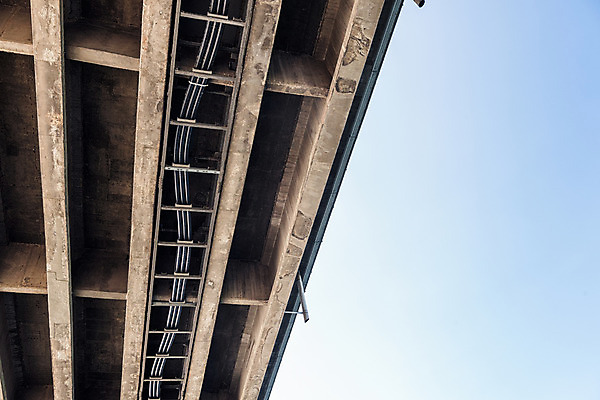 포토 JPG 주간 하늘 서울 사람없음 야외 한강 천장 가교 천호대교 국내포토 자연요소 건축물 한국 다리_건축물 랜드마크 파일형식