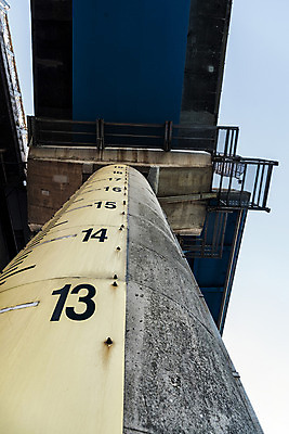 포토 JPG 주간 하늘 서울 사람없음 야외 한강 천장 가교 천호대교 국내포토 자연요소 건축물 한국 다리_건축물 랜드마크 파일형식