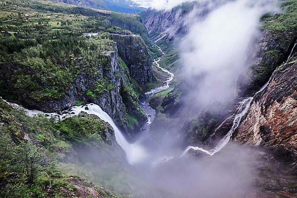 포토 JPG 주간 나무 해외풍경 유럽 유럽풍경 자연 산 노르웨이 풍경 사람없음 야외 계곡 절벽 폭포 안개 국내포토 자연요소 식물 해외 나라 날씨 생태계 파일형식