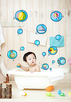 남자 공 포토일러 오리 어류 한명 수건 한국인 육아 아기 잠수함 딸랑이 아기욕조 이미지편집 AI파일 편집이미지 1 조류 욕조 사람 동양인 위생용품 수중동물 아기용품 파일형식 벡터