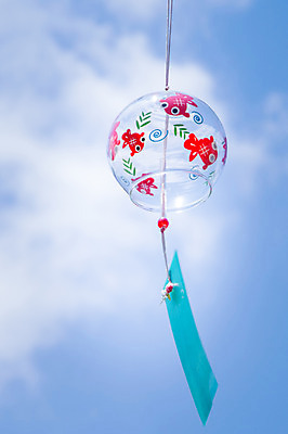 포토 JPG 주간 구름 일본문화 하늘 풍경 사람없음 야외 아웃포커스 장식 오브젝트 후우링 국내포토 자연요소 동양문화 외국문화 촬영기법 종 일본전통 파일형식