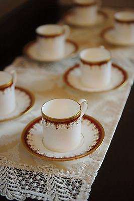 포토 JPG 실내 풍경 사람없음 아웃포커스 커피잔 찻잔 컵받침 오브젝트 국내포토 커피 잔 촬영기법 내부 받침대 파일형식