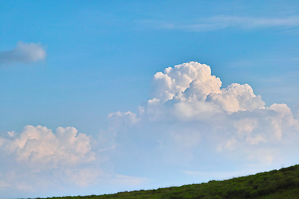 포토 JPG 주간 구름 자연 하늘 풍경 사람없음 야외 맑음 국내포토 자연요소 날씨 생태계 파일형식