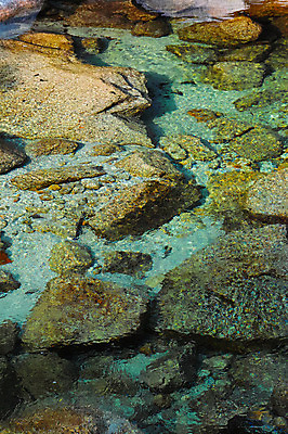 포토 JPG 주간 자연 풍경 사람없음 야외 계곡 바위 수면 국내포토 자연요소 물 돌_바위 생태계 파일형식