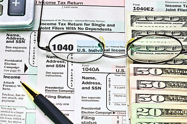 포토 JPG 해외이미지 계절 종이 컨셉 돈 회사 비즈니스 설명 사람없음 금융 사무실 숫자 펜 달러 쪽지 미국 봄 저축 계산기 시간 결과 계획 4월 서식 문서 약속 법 이익 회계 고립 기간 세금 수입 예산 조언 환불 회계사 과세 해외202004 해외포토 직업 문자 북아메리카 모션 문구용품 경제 필기구 장비 날짜 재산 파일형식 이미지허브