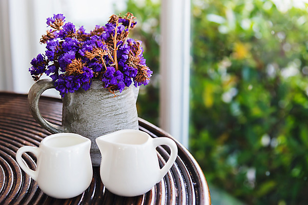 포토 JPG 해외이미지 식물 디자인 꽃 백그라운드 꽃무늬 자연 탁자 사람없음 목재 장식 초록색 여름 파란색 꽃병 보라색 수확 벚꽃 가을 흰색 항아리 냄비 복고 내추럴 해외202004 해외포토 나무 계절 컬러 가구 무늬 농업 재료 도자기 솥 생태계 파일형식 이미지허브