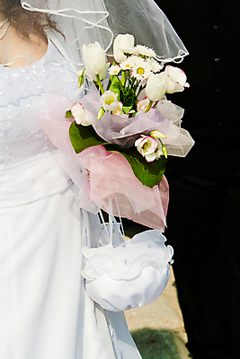 포토 JPG 해외이미지 손 드레스 여자 열매 꽃 리본 줄기 분홍색 꽃다발 결혼 잎 신혼부부 결혼식 추상 관리 사랑 사람 이벤트 성인 사람없음 초록색 장미 파티 흰색 축하 반지 잡기 우아함 다발 배열 활 약혼 해외202004 해외포토 식물 부부 옷 감정 컬러 컨셉 무늬 장신구 모션 신체부위 약속 신혼 파일형식 이미지허브