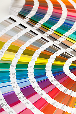 포토 JPG 해외이미지 디자인 종이 무지개 가이드 창조 사람없음 내부 장식 책 컬러풀 화장 견본 페인트 팔레트 수리 선택 그림 DIY 스펙트럼 업그레이드 해외202004 해외포토 자연요소 직업 컬러 컨셉 취미 뷰티 파일형식 이미지허브