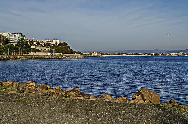 포토 JPG 해외이미지 계절 유럽 문화 바다 여행 건축양식 자연 하늘 새로움 산 풍경 사람없음 건물 물 파란색 도시풍경 갈색 일출 맑음 검은색 안개 가을 만 숲 언덕 휴양지 타운 발칸반도 불가리아 해외202004 해외포토 자연요소 건축물 건축 나라 컬러 컨셉 날씨 노을 장소 도시 생태계 파일형식 남유럽 이미지허브