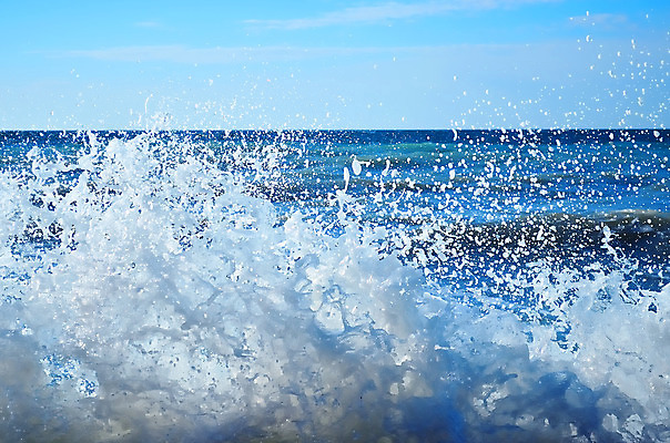 포토 JPG 해외이미지 파도 바다 자연 바람 날씨 해변 사람없음 가로 물 파란색 힘 거품 손상 분노 신선 황무지 가장자리 떨어짐 위험 분무기 단절 때리기 투쟁 힘찬 해외202004 해외포토 자연요소 감정 컬러 컨셉 모션 둘레 생태계 파일형식 이미지허브