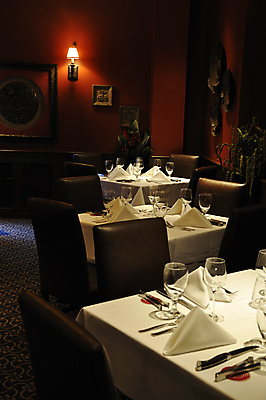 포토 JPG 해외이미지 식기 접시 꽃 음료 음식 결혼 포크 비즈니스 유리 탁자 이벤트 사람없음 내부 세트 파티 요식업 식당 와인 식사 저녁식사 카페 방 식탁보 축하 칼 고급 은색 먹기 서비스 만족 냅킨 유리그릇 설정 점심식사 접수 정중 브라질사람 해외202004 해외포토 식물 그릇 감정 산업 컬러 가구 컨셉 모션 재질 주류 상점 파일형식 이미지허브