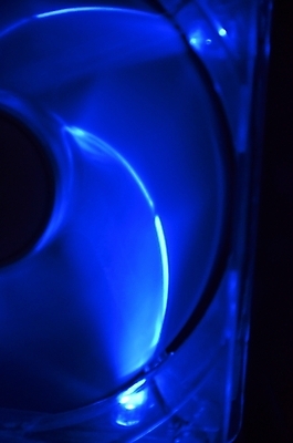 포토 JPG 해외이미지 산업 백그라운드 부분 사람없음 컴퓨터 검은색 힘 기계 장비 추위 흰색 원형 부채 칼날 시원함 플라스틱 오브젝트 프로펠러 순환 시스템 난방 엔진 환풍기 고립 냉각기 해외202004 해외포토 도형 컬러 모션 재질 전자제품 파일형식 이미지허브