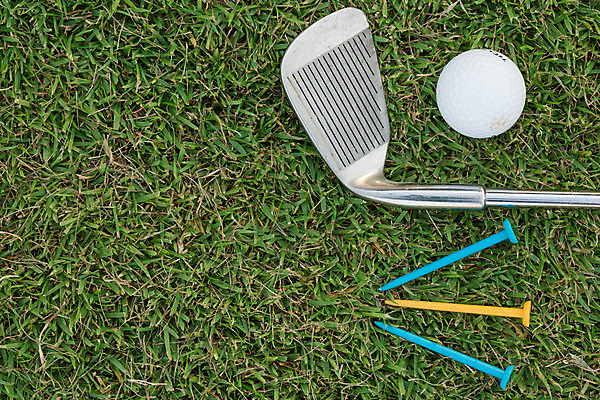 포토 JPG 해외이미지 직업 라이프스타일 스포츠 백그라운드 밭 골프 공 자연 놀이 잔디 사람없음 야외 초록색 여름 빛 반사 금속 경쟁 새벽 장비 운전 게임 흰색 운전사 닫기 강의 묘사 오브젝트 그네 클럽 슛 내추럴 골프티 땅바닥 페어웨이 플로리다 해외202004 해외포토 자연요소 식물 계절 컬러 컨셉 농업 모션 재질 골프용품 바닥 생활 구기 미국 생태계 파일형식 이미지허브