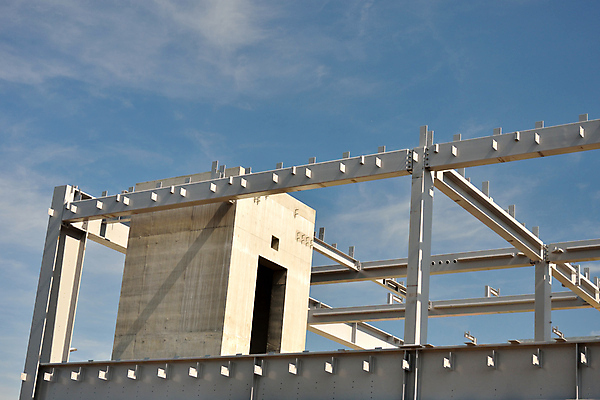 포토 JPG 해외이미지 외관 산업 건축양식 프레임 사람없음 건물 파란색 금속 기둥 도시 땅 철 준비 공학 지원 철강 콘크리트 해외202004 해외포토 건축물 교육 건축 컬러 재질 파일형식 이미지허브