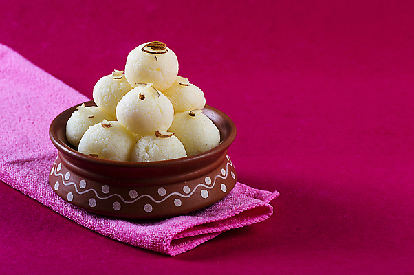 포토 JPG 해외이미지 디저트 사람없음 도자기 원형 사기그릇 냅킨 인도음식 해외포토 도형 그릇 음식 동양음식 파일형식 이미지허브