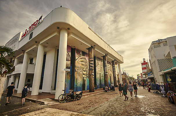 포토 JPG 해외이미지 바다 섬 여행 건축양식 자연 휴가 거리 멕시코 풍경 사람없음 건물 관광지 컬러풀 궁전 바위 민화 칸쿤 파라다이스 해외202004 해외포토 건축물 건축 컬러 고건축 북아메리카 돌_바위 그림 생태계 파일형식 이미지허브