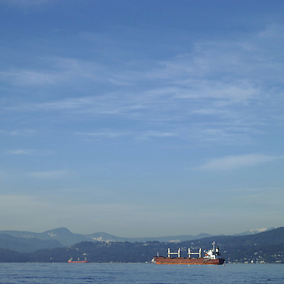 포토 JPG 해외이미지 구름 선 파도 바다 여행 유니폼 교통시설 자연 하늘 날씨 휴식 산 풍경 사람없음 물 파란색 안개 흰색 보트 큼 크루즈 함선 청록색 멀리 운석 유조선 로키산맥 해외202004 해외포토 자연요소 옷 컬러 교통 컨셉 배_교통 크기 시설 생태계 파일형식 이미지허브