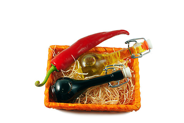 포토 JPG 해외이미지 음식 다이어트 채소 재료 유리 고추 피망 선물 요리 사람없음 빨간색 상자 노란색 바구니 주방 식당 와인 이탈리아 샐러드 추위 지성 흰색 신선 뜨거움 양념 조미료 액체 황금 맛 지중해 먹기 올리브 후추 고립 식초 진통제 스타일 해외202004 해외포토 열매 유럽 바다 컬러 컨셉 모션 재질 주류 건강 약 상점 향신료 향미료 파일형식 이미지허브