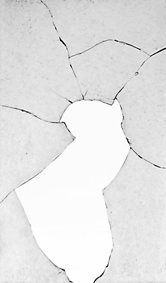 포토 JPG 해외이미지 백그라운드 창문 유리 프레임 사람없음 손상 구멍 파편 묘사 그런지 깨짐 옛날 해외202004 해외포토 컨셉 재질 파일형식 이미지허브