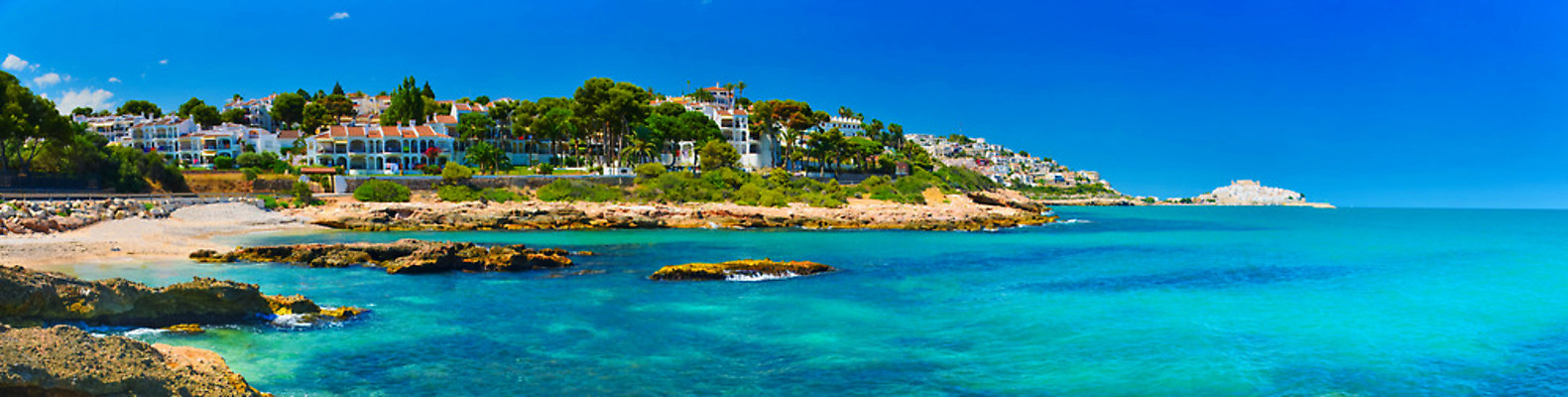 포토 JPG 해외이미지 바다 여행 휴식 파노라마 사람없음 물 여름 컬러풀 햇빛 맑음 서핑 스페인 지중해 에메랄드 강렬 터키석 해외202004 해외포토 자연요소 계절 유럽 컬러 컨셉 날씨 촬영기법 태양 수상스포츠 보석 파일형식 이미지허브