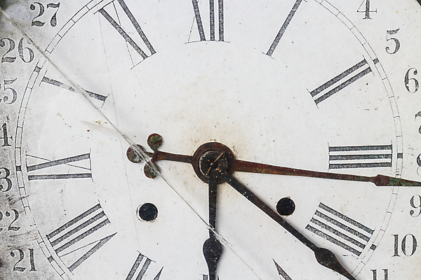 포토 JPG 해외이미지 손 얼굴 시계 화살 프레임 흑백 사람없음 숫자 금속 수확 골동품 기구 시간 야간 큼 연도 철 가득함 복고 청동 다이얼 목각 12 로마인 마감 바로크 분 세기 세피아 순간 엘리먼트 옛날 스타일 전경 해외202004 해외포토 자연요소 문자 농업 모션 재질 촬영기법 인종 풍경 신체부위 크기 파일형식 탑뷰 이미지허브