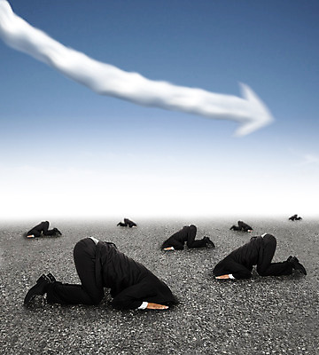 포토 JPG 해외이미지 전신 엎드리기 컨셉 비즈니스 그래프 사람 여러명 옆모습 금융 경제 비즈니스맨 좌절 떨어짐 주식 위험 방향 투자 상업 문제 숨김 파산 땅바닥 위기 하락세 성인남자만 해외202004 해외포토 남자 감정 뷰포인트 다수 모션 바닥 직장인 하락 남자만 성인만 파일형식 이미지허브