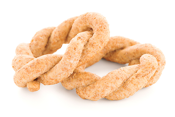 포토 JPG 해외이미지 디저트 실내 사람없음 크래커 쿠키 두개 달콤 흰배경 꽈배기 해외202004 해외포토 음식 백그라운드 2 내부 흰색 맛 파일형식 이미지허브