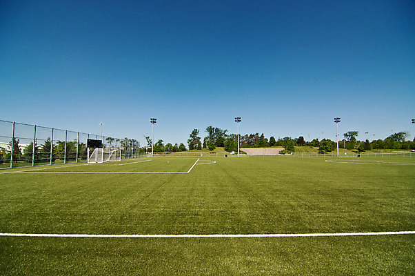 포토 JPG 해외이미지 선 스포츠 밭 전등 사람없음 야외 가로 초록색 컬러풀 축구 해외202004 해외포토 컬러 농업 조명 구기 파일형식 이미지허브